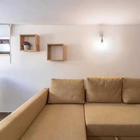 Tresor Relax - Private Parking Apartment